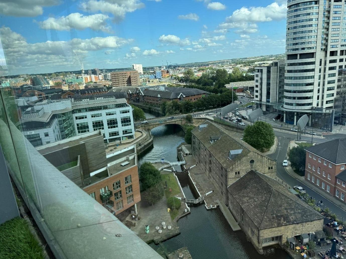 Harvey Nic'S & Designer Quarter 18 Ch Daire Leeds  Dış mekan fotoğraf